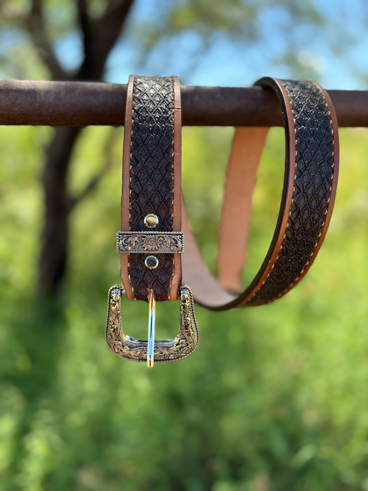 PERSONALIZE! Handmade Leather Belt with Buckle - Dragon Scale Pattern