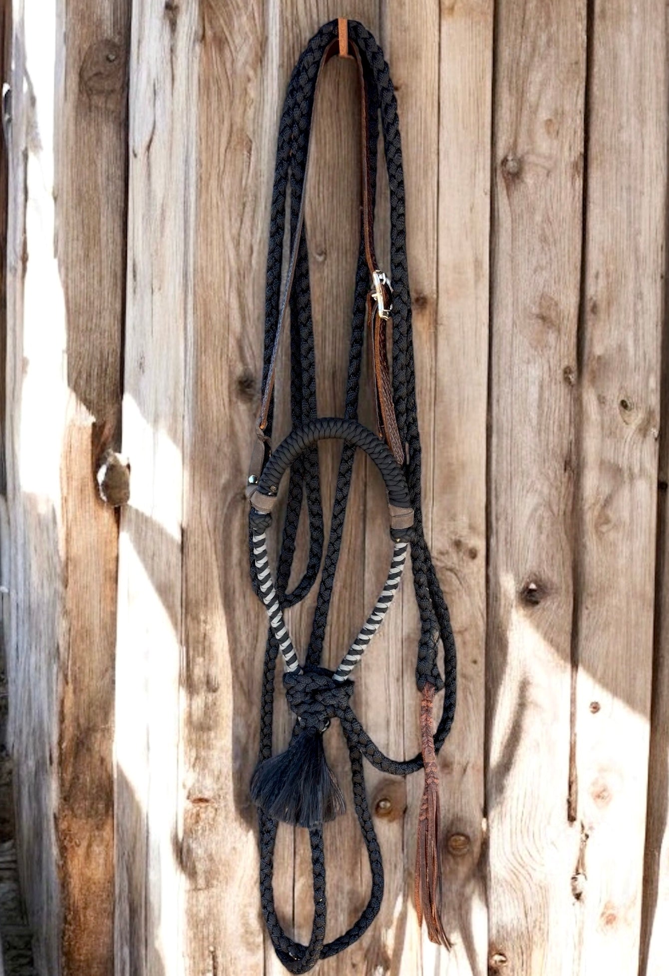 Lariat Hackamore and Mecate with Hanger - Fits most Horses - Braided Core - Grey and Black