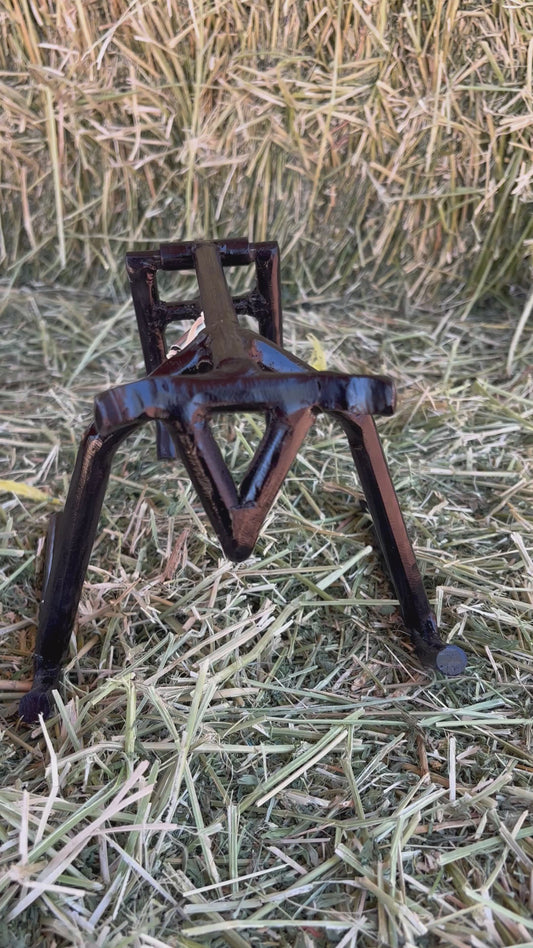 Mini/Table Roping Dummy with Swinging Hind Legs